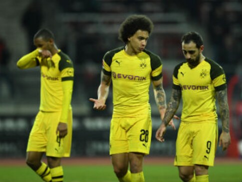 Bundesliga: Leaders Borussia Dortmund drop points in title race after goalless draw against bottom side Nuremberg Bundesliga: Leaders Borussia Dortmund drop points in title race after goalless draw against bottom side Nuremberg