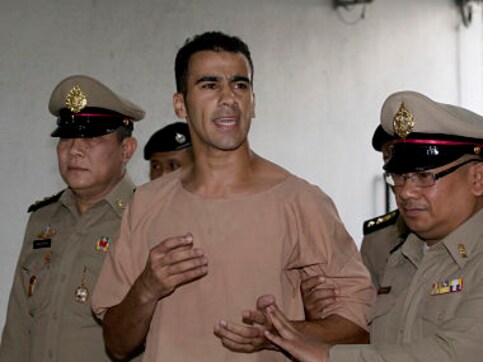 'Please don't send me to Bahrain': Refugee footballer Hakeem al-Araibi pleads as Thai court extends detention by two months 'Please don't send me to Bahrain': Refugee footballer Hakeem al-Araibi pleads as Thai court extends detention by two months