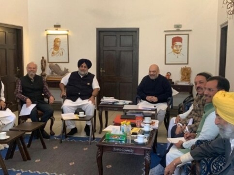 BJP, Shiromani Akali Dal ink seat-sharing arrangement in Punjab for LS polls; SAD to contest in 10 seats, saffron party in three BJP, Shiromani Akali Dal ink seat-sharing arrangement in Punjab for LS polls; SAD to contest in 10 seats, saffron party in three