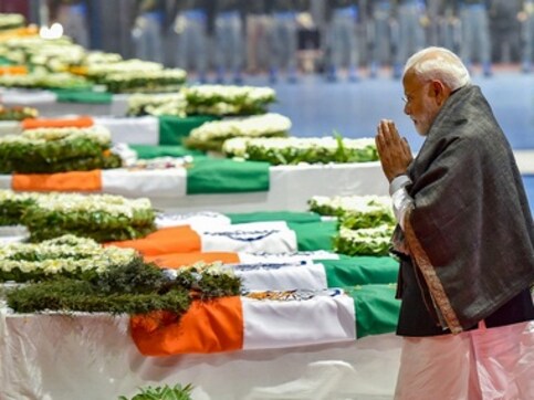 Pulwama encounter aftermath: The ruling party continues to leverage tragedy for politics despite assurances to the contrary Pulwama encounter aftermath: The ruling party continues to leverage tragedy for politics despite assurances to the contrary