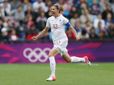 Canadian striker Christine Sinclair moves within five goals of Abby Wambach's international record with late penalty in Algarve Cup Canadian striker Christine Sinclair moves within five goals of Abby Wambach's international record with late penalty in Algarve Cup