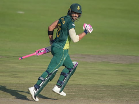 South Africa vs Sri Lanka: Faf du Plessis slams ton to help Proteas thrash visitors by eight wickets in first ODI South Africa vs Sri Lanka: Faf du Plessis slams ton to help Proteas thrash visitors by eight wickets in first ODI