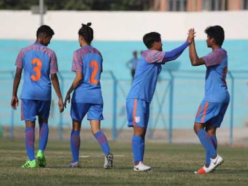 SAFF Women's Championship: Defending champions India kick off campaign with 6-0 mauling of Maldives SAFF Women's Championship: Defending champions India kick off campaign with 6-0 mauling of Maldives