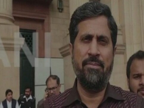 Pakistan minister Fayyazul Hassan Chohan apologises for anti-Hindu remarks, resigns from Imran Khan's party following outcry Pakistan minister Fayyazul Hassan Chohan apologises for anti-Hindu remarks, resigns from Imran Khan's party following outcry