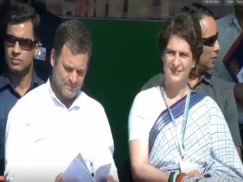 Congress Lok Sabha Elections 2019 Campaign Updates: Priyanka makes first political speech, Rahul attacks Modi over Rafale Congress Lok Sabha Elections 2019 Campaign Updates: Priyanka makes first political speech, Rahul attacks Modi over Rafale