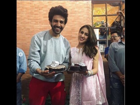Sara Ali Khan, Kartik Aaryan wrap Delhi schedule of Imtiaz Ali's upcoming film, reportedly titled Aaj Kal Sara Ali Khan, Kartik Aaryan wrap Delhi schedule of Imtiaz Ali's upcoming film, reportedly titled Aaj Kal