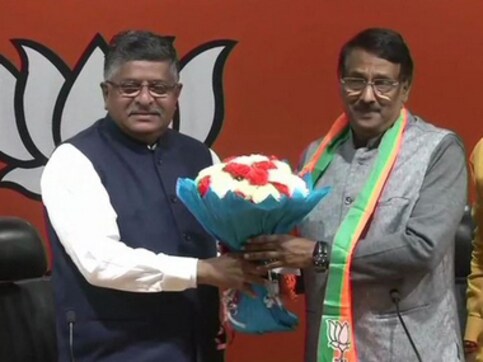 Tom Vadakkan joins BJP: Congress dismisses ex-party leader's criticism, says 'till now, he used to abuse Narendra Modi' Tom Vadakkan joins BJP: Congress dismisses ex-party leader's criticism, says 'till now, he used to abuse Narendra Modi'