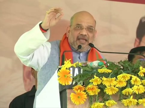 Amit Shah in Jharkhand: BJP chief reiterates BJP's ‘decisiveness' against terror, says Manmohan Singh kept ‘silent’ after cross-border violence Amit Shah in Jharkhand: BJP chief reiterates BJP's ‘decisiveness' against terror, says Manmohan Singh kept ‘silent’ after cross-border violence