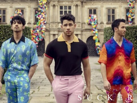 Nick Jonas credits Priyanka Chopra, Sophie Turner, Danielle for success of comeback single 'Sucker' Nick Jonas credits Priyanka Chopra, Sophie Turner, Danielle for success of comeback single 'Sucker'