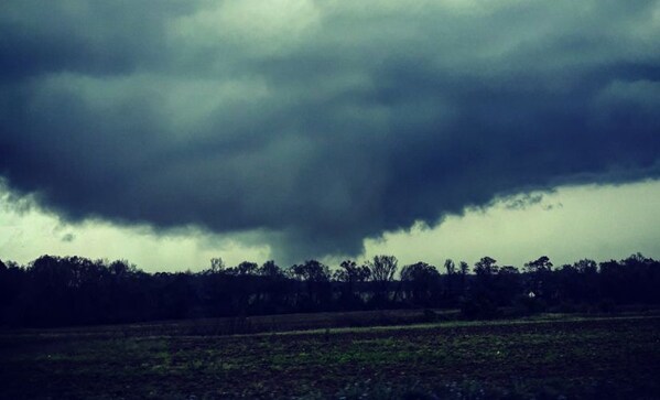 Tragic videos of shattering tornados in New Orleans left Twitter astonished Tragic videos of shattering tornados in New Orleans left Twitter astonished