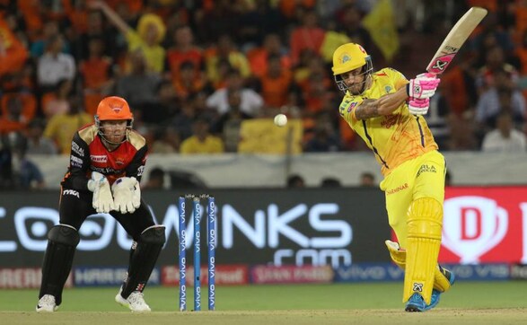 Faf du Plessis continued his good form at the top of the order as he smashed 45 of 31 balls to give CSK a good start but poor batting from following batsmen and some disciplined bowling from SRH restricted Chennai to 132/5 in 20 overs. Sportzpics Faf du Plessis continued his good form at the top of the order as he smashed 45 of 31 balls to give CSK a good start but poor batting from following batsmen and some disciplined bowling from SRH restricted Chennai to 132/5 in 20 overs. Sportzpics