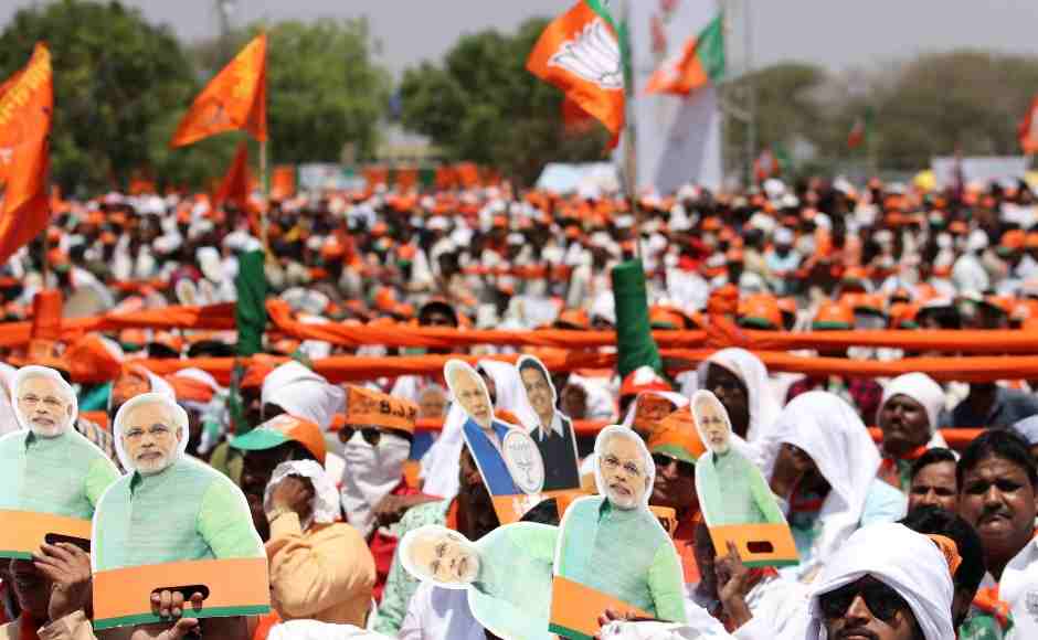 Modi also told the crowd that the Congress manifesto resonated Pakistan's stand on Jammu and Kashmir. Modi also told the crowd that the Congress manifesto resonated Pakistan's stand on Jammu and Kashmir.