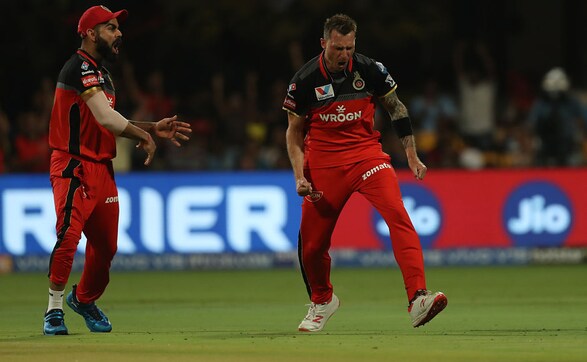 Dale Steyn gave Royal Challengers Bangalore a great start. dismissing Shane Watson and Suresh Raina in his very first over. Sportzpics Dale Steyn gave Royal Challengers Bangalore a great start. dismissing Shane Watson and Suresh Raina in his very first over. Sportzpics