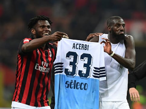 Serie A: AC Milan, Tiemoue Bakayoko and Franck Kessie reportedly fined for shirt prank after Lazio win Serie A: AC Milan, Tiemoue Bakayoko and Franck Kessie reportedly fined for shirt prank after Lazio win