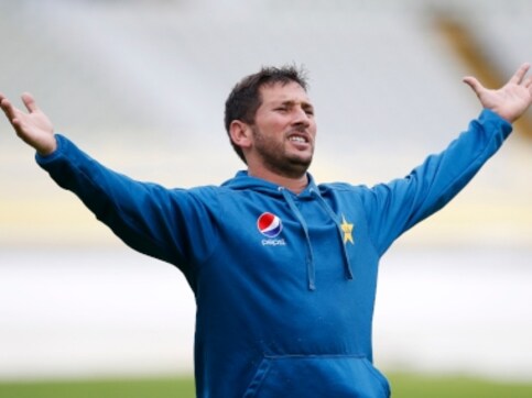 Pakistan leg spinner Yasir Shah faces PCB's wrath after seen lip syncing in Tik Tok video Pakistan leg spinner Yasir Shah faces PCB's wrath after seen lip syncing in Tik Tok video
