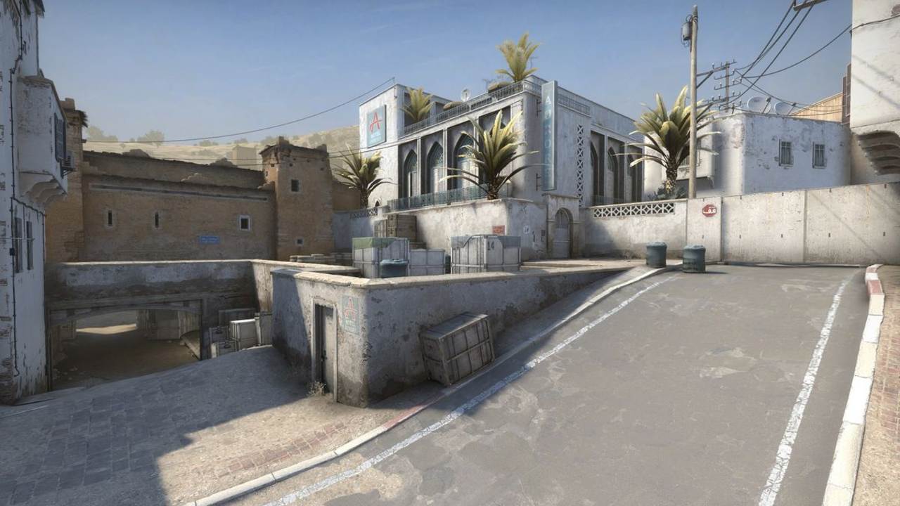 Latest version of the iconic Dust II map.