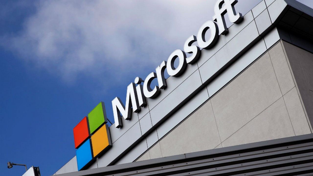  Microsoft to start bringing works back to it global headquarters starting 29 March