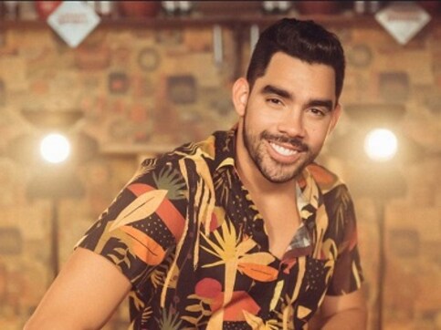 Latin pop star Gabriel Diniz passes away at the age of 28 in plane crash on his way to Brazil Latin pop star Gabriel Diniz passes away at the age of 28 in plane crash on his way to Brazil