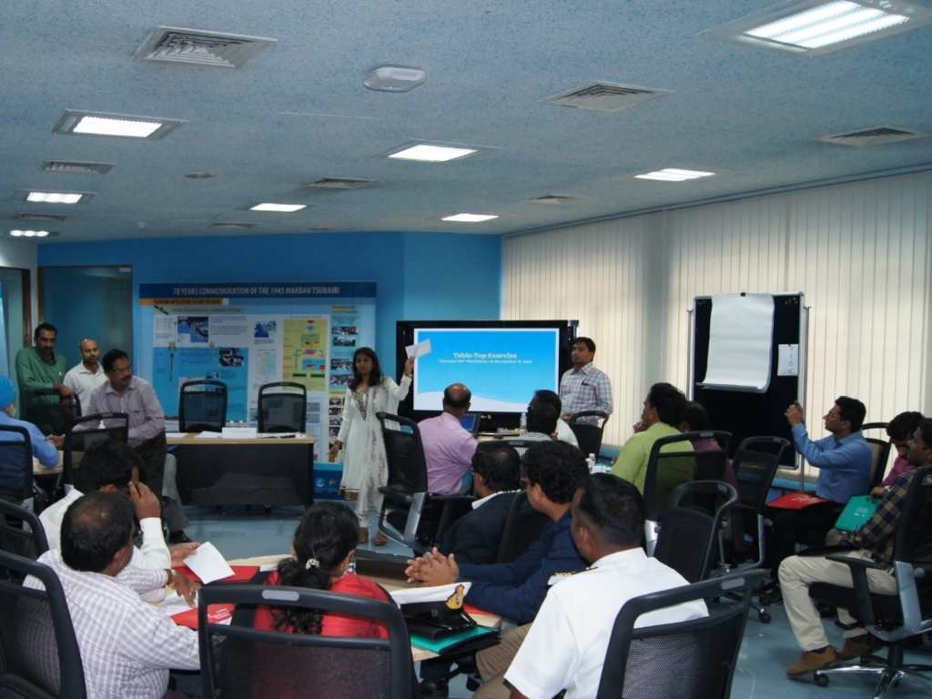 A tsunami warning system workshop for INCOIS members. Image: RPB Network