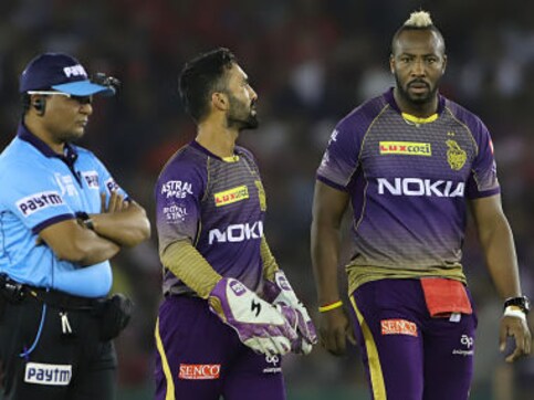 IPL 2019, KXIP vs KKR: Dinesh Karthik's rare display of anger, Mandeep Singh's stunning six and other key moments from match IPL 2019, KXIP vs KKR: Dinesh Karthik's rare display of anger, Mandeep Singh's stunning six and other key moments from match