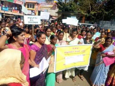 Antagonism towards migrant workers keeps Kodagu on edge as politicos fail to balance interests of locals and coffee industry Antagonism towards migrant workers keeps Kodagu on edge as politicos fail to balance interests of locals and coffee industry