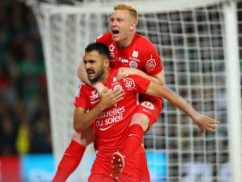 Ligue 1: Saint-Etienne miss chance to leapfrog third-placed Lyon after defeat to Montpellier; Brest secure promotion Ligue 1: Saint-Etienne miss chance to leapfrog third-placed Lyon after defeat to Montpellier; Brest secure promotion
