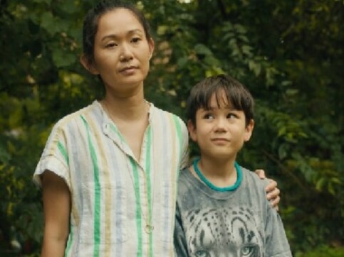 Firstpost at Tribeca: Spa Night director Andrew Ahn's Driveways offers a heartfelt, comforting vision of America Firstpost at Tribeca: Spa Night director Andrew Ahn's Driveways offers a heartfelt, comforting vision of America