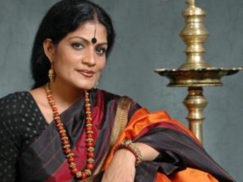 Delhi Talks: It's becoming increasingly hard to say 'Vande Mataram' to what India has become today, says dancer Geeta Chandran Delhi Talks: It's becoming increasingly hard to say 'Vande Mataram' to what India has become today, says dancer Geeta Chandran