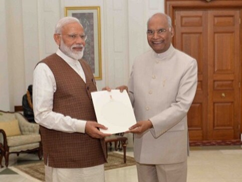 Daily Bulletin: Modi, Amit Shah to visit Gujarat today; Rahul Gandhi 'firm' on resigning as Congress chief; day's top stories Daily Bulletin: Modi, Amit Shah to visit Gujarat today; Rahul Gandhi 'firm' on resigning as Congress chief; day's top stories