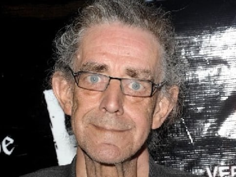Peter Mayhew, who played Chewbacca in Star Wars, dies at 74; Harrison Ford, Mark Hamill pay tribute Peter Mayhew, who played Chewbacca in Star Wars, dies at 74; Harrison Ford, Mark Hamill pay tribute