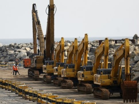 Sri Lanka signs deal with India, Japan to develop Colombo port; move may help India neutralise Chinese influence in island nation Sri Lanka signs deal with India, Japan to develop Colombo port; move may help India neutralise Chinese influence in island nation