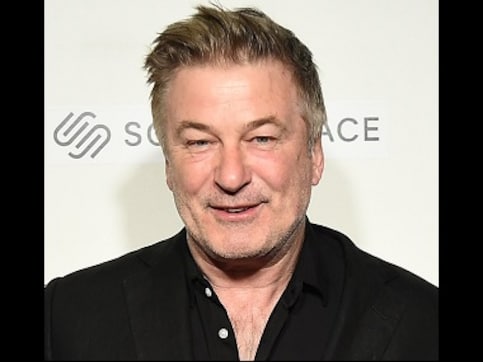Alec Baldwin becomes latest Hollywood celebrity to get 'Roasted' for Comedy Central special Alec Baldwin becomes latest Hollywood celebrity to get 'Roasted' for Comedy Central special