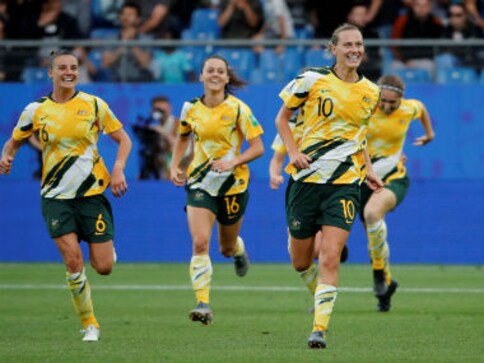 FIFA Women's World Cup 2019: Australia fight back from two goals down to stun Brazil and keep tournament hopes alive FIFA Women's World Cup 2019: Australia fight back from two goals down to stun Brazil and keep tournament hopes alive