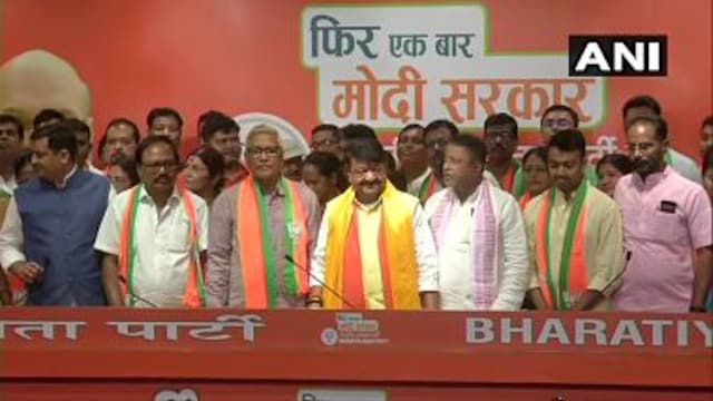 'These opportunists will ruin our party's image,' BJP workers protest over TMC MLA's induction in party 'These opportunists will ruin our party's image,' BJP workers protest over TMC MLA's induction in party