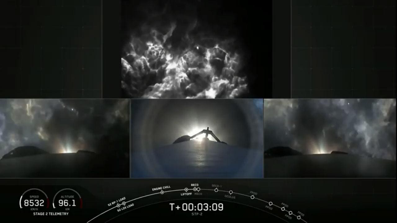 The side boosters seperates and is heading back to Cape Caneraal. image credit: SpaceX