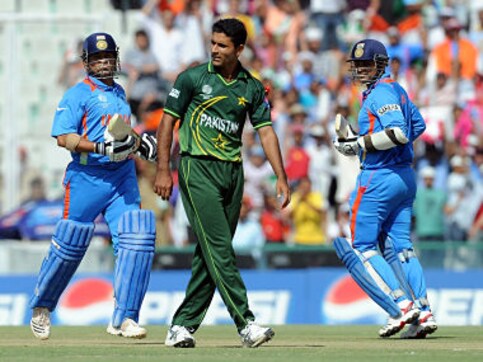 India vs Pakistan, ICC Cricket World Cup 2019: Prasad's send off to Sohail, Tendulkar's upper cut against Akhtar and more iconic moments India vs Pakistan, ICC Cricket World Cup 2019: Prasad's send off to Sohail, Tendulkar's upper cut against Akhtar and more iconic moments