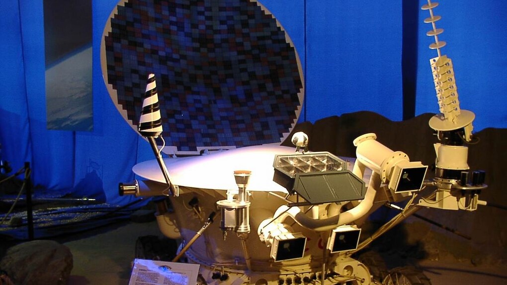 Lunokhod 2 was the second unmanned lunar rover launched by the Soviet Union and it landed on the moon in January 1973. Image credit: Wikipedia Lunokhod 2 was the second unmanned lunar rover launched by the Soviet Union and it landed on the moon in January 1973. Image credit: Wikipedia