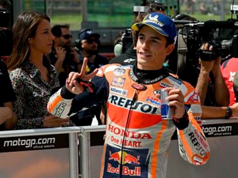 Italian MotoGP 2019: Marc Marquez clocks new lap record to snatch pole from Fabio Quartararo in dying seconds of qualifying