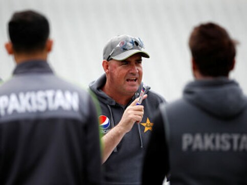 ICC Cricket World Cup 2019: Pakistan coach Mickey Arthur insists team can bounce back from 'shocking' start to tournament ICC Cricket World Cup 2019: Pakistan coach Mickey Arthur insists team can bounce back from 'shocking' start to tournament