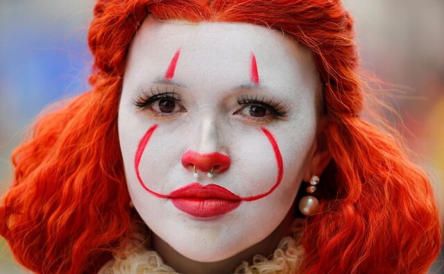 Comic Con International 2019, the annual pop culture extravaganza held from 18 July to 22 July at San Diego witnessed exciting cosplay throughout the five-day convention. Model Ana Niebla arrived on the opening night as Princess Pennywise, inspired from Stephen King's horror thriller, <em>It</em>. Reuters/ Mike Blake Comic Con International 2019, the annual pop culture extravaganza held from 18 July to 22 July at San Diego witnessed exciting cosplay throughout the five-day convention. Model Ana Niebla arrived on the opening night as Princess Pennywise, inspired from Stephen King's horror thriller, <em>It</em>. Reuters/ Mike Blake