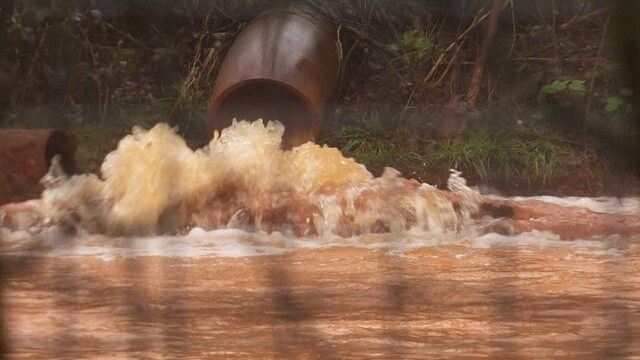 Scientists develop a wastewater treatment process that remove pollutants from water Scientists develop a wastewater treatment process that remove pollutants from water