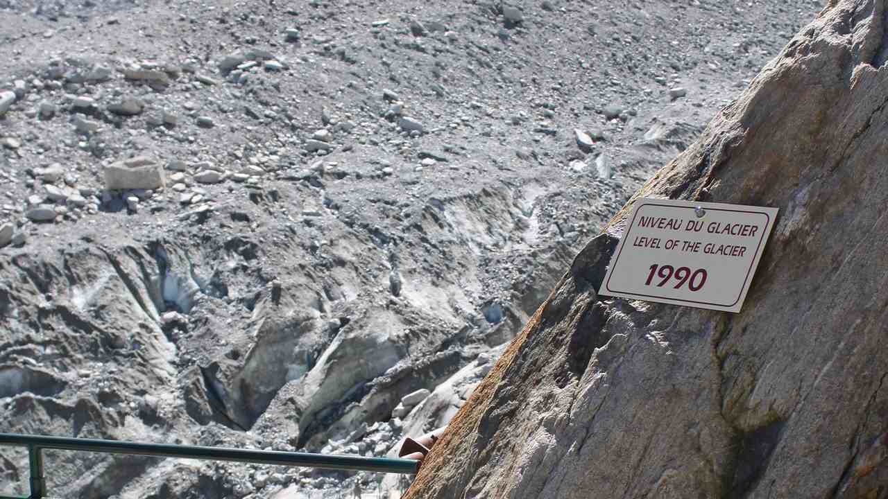 a sign on the edge of the valley says: