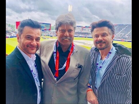Sanjay Kapoor, brother Anil click picture with Kapil Dev during India vs New Zealand cricket world cup semi-final Sanjay Kapoor, brother Anil click picture with Kapil Dev during India vs New Zealand cricket world cup semi-final