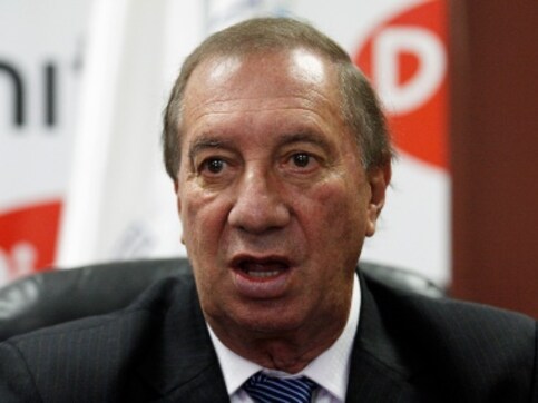 Argentina's 1986 World Cup winning coach Carlos Bilardo in serious condition after brain surgery Argentina's 1986 World Cup winning coach Carlos Bilardo in serious condition after brain surgery
