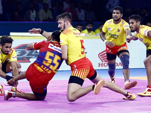 Pro Kabaddi 2019: Parvesh Bhainswal's defensive show, Rohit Gulia's Super 10 script dominant win for Gujarat Fortunegiants against UP Yoddha