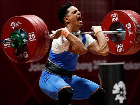 Commonwealth Championships: Indian weightlifter Ajay Singh clinches gold with record-breaking lift in 81kg class Commonwealth Championships: Indian weightlifter Ajay Singh clinches gold with record-breaking lift in 81kg class