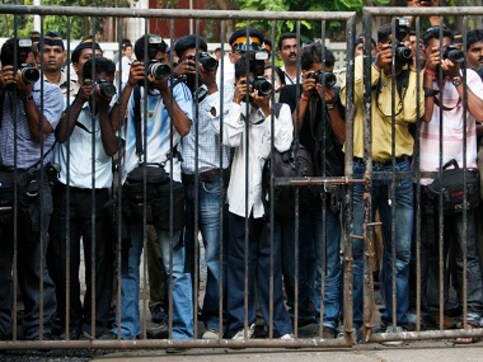 Editors Guild condemns finance ministry restricting entry of journalists into North Block, calls it 'gag on media freedom' Editors Guild condemns finance ministry restricting entry of journalists into North Block, calls it 'gag on media freedom'