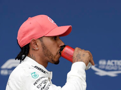 British Grand Prix: Mercedes' Lewis Hamilton shrugs off criticism after failing to clinch pole at Silvertsone British Grand Prix: Mercedes' Lewis Hamilton shrugs off criticism after failing to clinch pole at Silvertsone