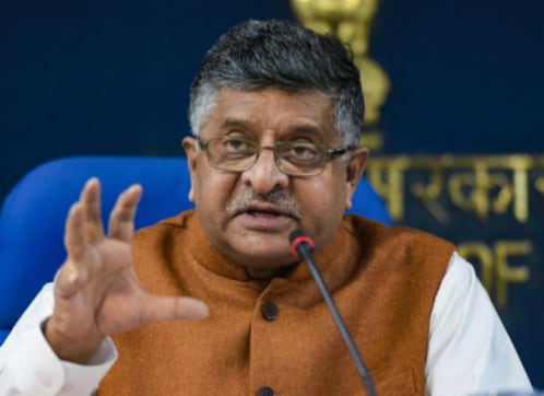 Centre seeks detailed response from Whatsapp over security breach by 4 November, says 'committed to protecting privacy of citizens' Centre seeks detailed response from Whatsapp over security breach by 4 November, says 'committed to protecting privacy of citizens'