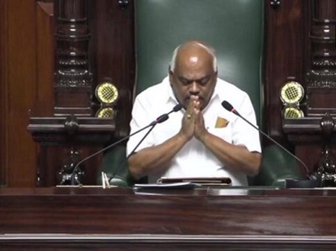 Karnataka Assembly Floor Test Updates: Two rebel Congress MLAs approach SC over 'illegal, arbitrary' disqualification by KR Ramesh Kumar Karnataka Assembly Floor Test Updates: Two rebel Congress MLAs approach SC over 'illegal, arbitrary' disqualification by KR Ramesh Kumar